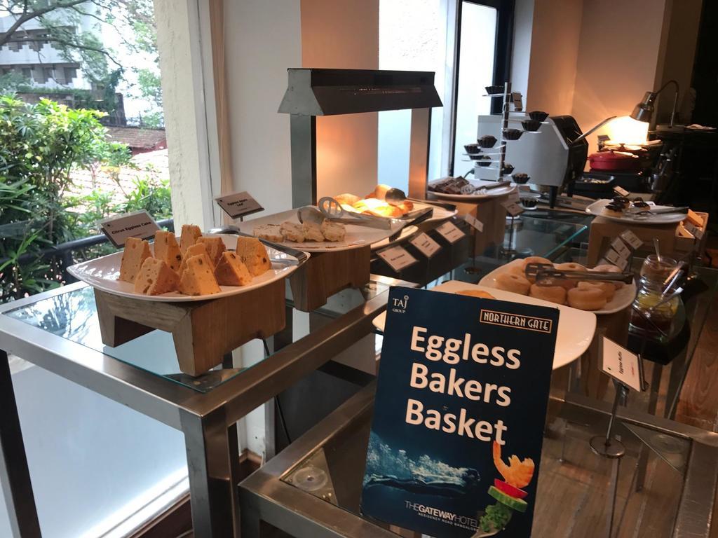 Taj Yeshwantpur Bengaluru Hotel Exterior photo Eggless Baker's Basket at a buffet